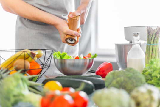 https://www.freepik.com/free-photo/young-man-chef-cooking-healthy-salad_4505747.htm#query=salt%20cooking&position=10&from_view=search