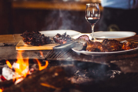 https://www.freepik.com/free-photo/closeup-shot-barbequed-meat-glass-wine-near-fireplace_28363322.htm#query=bbq%20and%20wine&position=10&from_view=search