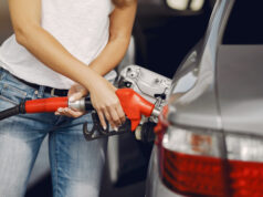 https://www.freepik.com/free-photo/elegant-woman-standing-gas-station_7724863.htm#query=gas%20prices&position=0&from_view=search