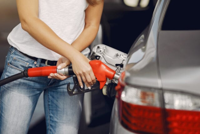 https://www.freepik.com/free-photo/elegant-woman-standing-gas-station_7724863.htm#query=gas%20prices&position=0&from_view=search