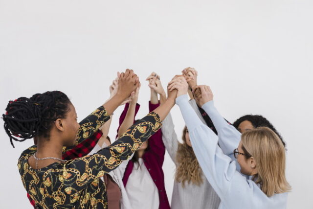 group-best-friends-holding-hands https://www.freepik.com/free-photo/group-best-friends-holding-hands_7089994.htm?query=women