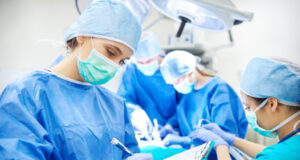 https://www.freepik.com/free-photo/surgeon-writing-down-some-operation-notes_17290970.htm#query=operating%20room&position=7&from_view=search