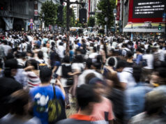 https://www.vecteezy.com/photo/1387835-crowd-in-tokyo