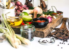 https://www.vecteezy.com/photo/8919855-spices-for-use-as-cooking-ingredients-on-a-wooden-background-with-fresh-vegetables-healthy-food-herbs-organic-vegetables-on-the-table-raw-materials-of-cooking-preparation-tom-yum