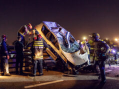 https://www.freepik.com/premium-photo/brave-firemen-trying-release-man-from-crashed-car_10929669.htm#query=car%20accident&position=37&from_view=search&track=sph