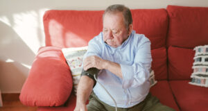 https://www.freepik.com/premium-photo/older-man-puts-cuff-blood-pressure-monitor-his-right-arm-health_23626168.htm#page=2&query=blood%20pressure%20cuff&position=46&from_view=search