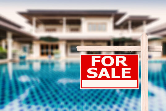 https://www.freepik.com/premium-photo/sale-sign-luxury-house-with-pool-background_18683250.htm#query=home%20sale&position=11&from_view=search&track=sph