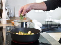 https://www.vecteezy.com/photo/763578-cooking