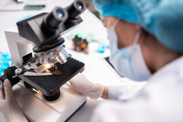 https://www.vecteezy.com/photo/7669560-scientist-looking-through-scientific-microscope-lense-in-laboratory-scientist-doing-research-in-term-of-medicine-biotechnology-biology-or-chemistry-doctor-analyzing-work-in-medical-microbiology-lab