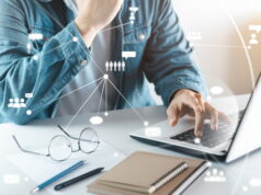 https://www.vecteezy.com/photo/6782586-young-man-s-hand-with-a-laptop-a-man-who-works-remotely-at-home-ideas-about-the-network-or-remotely-running-a-global-business-network