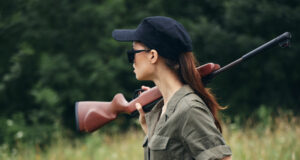 https://www.freepik.com/premium-photo/woman-with-weapon-hand-hunting_10454790.htm?query=hunting%20hunter&collectionId=956&&position=29&from_view=collections