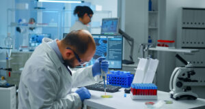 https://www.freepik.com/free-photo/scientist-putting-blood-sample-from-test-tube-with-micropipette-petri-dish-analysing-chemical-reaction_15785470.htm#query=vaccine%20test&position=4&from_view=search&track=sph