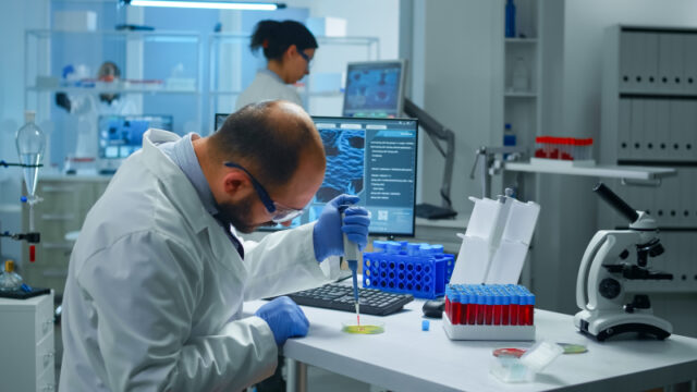 https://www.freepik.com/free-photo/scientist-putting-blood-sample-from-test-tube-with-micropipette-petri-dish-analysing-chemical-reaction_15785470.htm#query=vaccine%20test&position=4&from_view=search&track=sph
