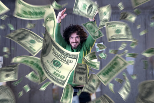 https://www.vecteezy.com/photo/12431262-businessman-making-the-rain-of-money