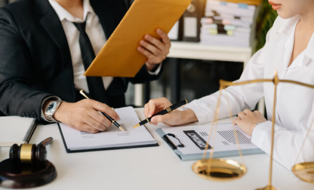 https://www.vecteezy.com/photo/12165055-businesswoman-or-judge-consult-and-conference-having-team-meeting-with-client-at-law-firm-in-office