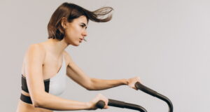 https://www.vecteezy.com/photo/8034901-crossfit-woman-doing-intense-cardio-training-on-exercise-air-bike