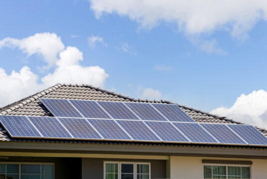 https://www.vecteezy.com/photo/6847677-solar-cells-panels-on-the-roof-of-the-modern-house-modern-eco-green-house-concepts