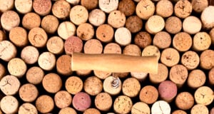 https://www.vecteezy.com/photo/5740006-the-corkscrew-and-wine-cork-as-background