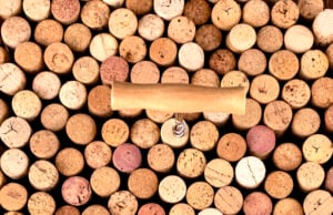 https://www.vecteezy.com/photo/5740006-the-corkscrew-and-wine-cork-as-background