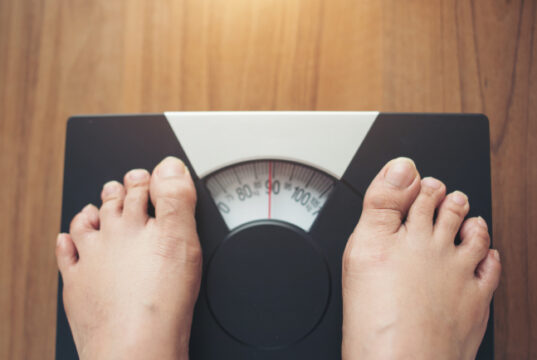 https://www.vecteezy.com/photo/1816575-woman-s-feet-standing-on-weight-scale