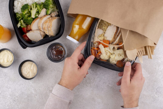 https://www.freepik.com/free-photo/close-up-hands-holding-food-pack_20547940.htm#query=meal%20delivery&position=2&from_view=search&track=sph