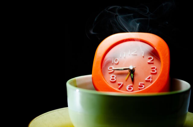 empty-bowl-alarm-illustrate-intermittent-fasting-lunchtime-diet-weight-loss https://www.freepik.com/premium-photo/empty-bowl-alarm-illustrate-intermittent-fasting-lunchtime-diet-weight-loss_32032028.htm#query=intermittent%20fasting&position=24&from_view=search&track=sph