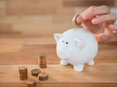 https://www.freepik.com/free-photo/hand-inserting-coin-piggy-bank_991939.htm#query=savings&position=40&from_view=search&track=sph