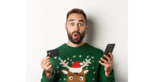 https://www.freepik.com/free-photo/new-year-online-shopping-christmas-concept-excited-man-using-credit-card-smartphone-standing_36623353.htm#query=holiday%20payments&position=5&from_view=search&track=sph