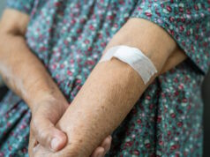 https://www.vecteezy.com/photo/7815666-asian-senior-or-elderly-old-lady-woman-patient-show-cotton-wool-stop-bleeding-after-blood-drawing-testing-for-annually-physical-health-check-up-to-check-cholesterol-blood-pressure-and-sugar-level
