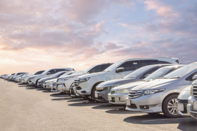 https://www.vecteezy.com/photo/16273940-lot-of-used-car-for-sales-in-stock-with-sky-and-clouds