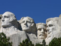 https://www.vecteezy.com/photo/747045-mt-rushmore