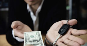 https://www.freepik.com/free-photo/business-man-show-money-bank-note-make-financial-plan-invite-people-sell-buy-house-car-monetary-properties-loan-credit-insurance-concept_5072205.htm#query=car%20loan%20payment&position=0&from_view=search&track=ais