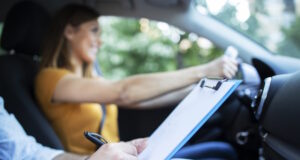 https://www.freepik.com/free-photo/close-up-view-driving-instructor-holding-checklist-while-background-female-student-steering-driving-car_11135383.htm#query=learn%20drive&position=0&from_view=search&track=sph