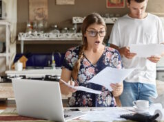 https://www.freepik.com/free-photo/couple-managing-budget-together-kitchen_9617040.htm#query=paying%20bills&position=40&from_view=search&track=ais