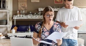 https://www.freepik.com/free-photo/couple-managing-budget-together-kitchen_9617040.htm#query=paying%20bills&position=40&from_view=search&track=ais