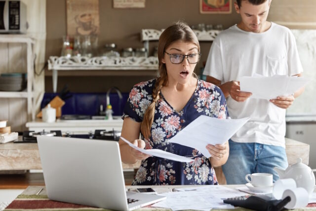 https://www.freepik.com/free-photo/couple-managing-budget-together-kitchen_9617040.htm#query=paying%20bills&position=40&from_view=search&track=ais