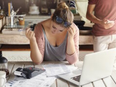 https://www.freepik.com/free-photo/financial-troubles-economic-crisis_9957104.htm#query=mortgage%20trouble&position=24&from_view=search&track=ais
