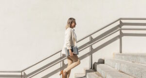https://www.freepik.com/free-photo/full-shot-woman-climbing-up-stairs_11302367.htm#query=woman%20stairs&position=9&from_view=search&track=sph