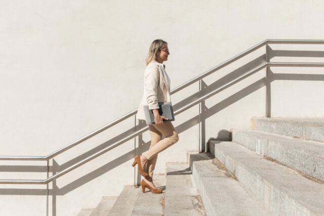 https://www.freepik.com/free-photo/full-shot-woman-climbing-up-stairs_11302367.htm#query=woman%20stairs&position=9&from_view=search&track=sph