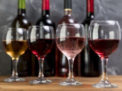 https://www.freepik.com/free-photo/line-wine-bottles-wineglasses_4885233.htm#query=wine&position=48&from_view=search&track=sph