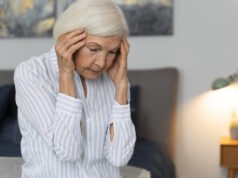 https://www.freepik.com/free-photo/lonely-woman-confronting-alzheimer-disease_16518350.htm#query=dementia&position=42&from_view=search&track=sph