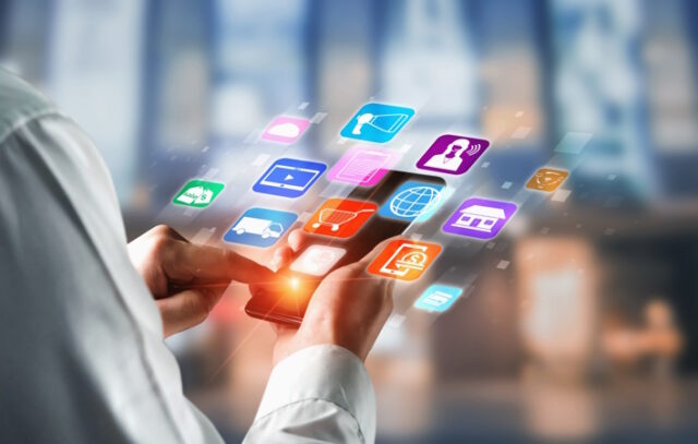 https://www.freepik.com/premium-photo/omni-channel-technology-online-retail-business_7005465.htm#query=apps&position=29&from_view=search&track=sph