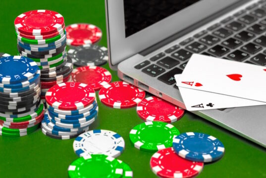 https://www.freepik.com/free-photo/poker-chips-table_21066536.htm#query=online%20gambling&position=1&from_view=search&track=ais