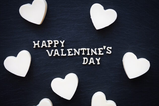 candy white chocolate in a heart - inscription Happy Valentine https://www.vecteezy.com/photo/17167848-candy-white-chocolate-in-a-heart-inscription-happy-valentine