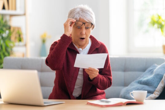 https://www.freepik.com/premium-photo/woman-working-home-office_22791392.htm#query=retirees%20money%20loss&position=13&from_view=search&track=ais