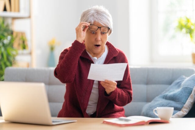 https://www.freepik.com/premium-photo/woman-working-home-office_22791392.htm#query=retirees%20money%20loss&position=13&from_view=search&track=ais