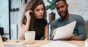 https://www.freepik.com/premium-photo/young-couple-calculating-paying-bills-laptop-from-home-couple-planning-monthly-budget_17624065.htm#query=couple%20economic&position=43&from_view=search&track=ais