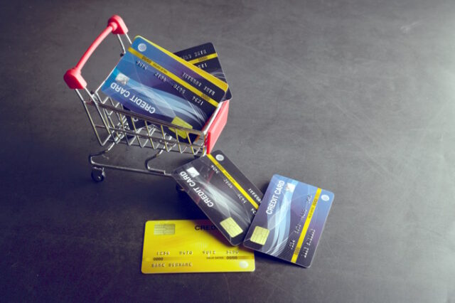 https://www.freepik.com/free-photo/place-credit-card-cart-floor-pay-product_5469599.htm#query=credit%20cards&position=18&from_view=search&track=ais