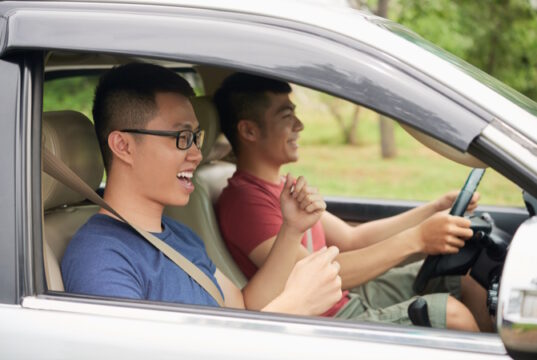 https://www.freepik.com/free-photo/side-view-two-carefree-guys-sitting-car-ready-road-trip_5839031.htm#query=teen%20drivers&position=33&from_view=search&track=ais
