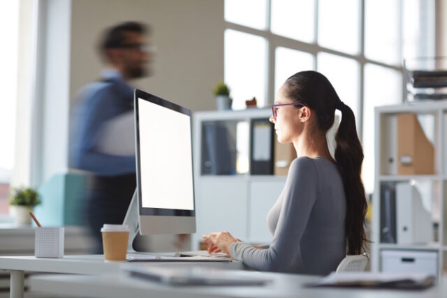 https://www.freepik.com/free-photo/working-by-computer_5398772.htm#query=office%20worker&position=21&from_view=search&track=ais